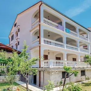 apartments-skulin.primorje-gorskikotar.com/