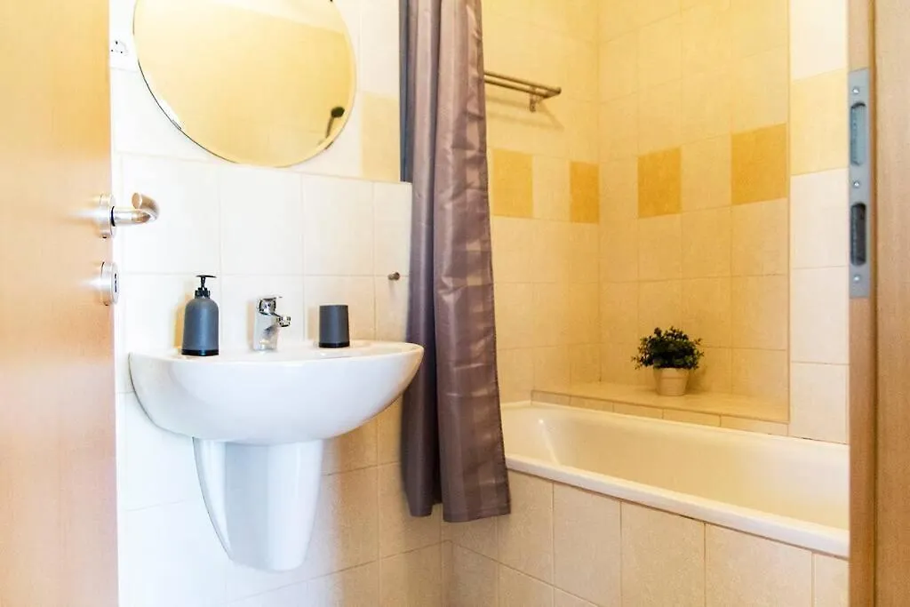 Apartment Vip Mini Resort,Private Parking & Balcony Budapest